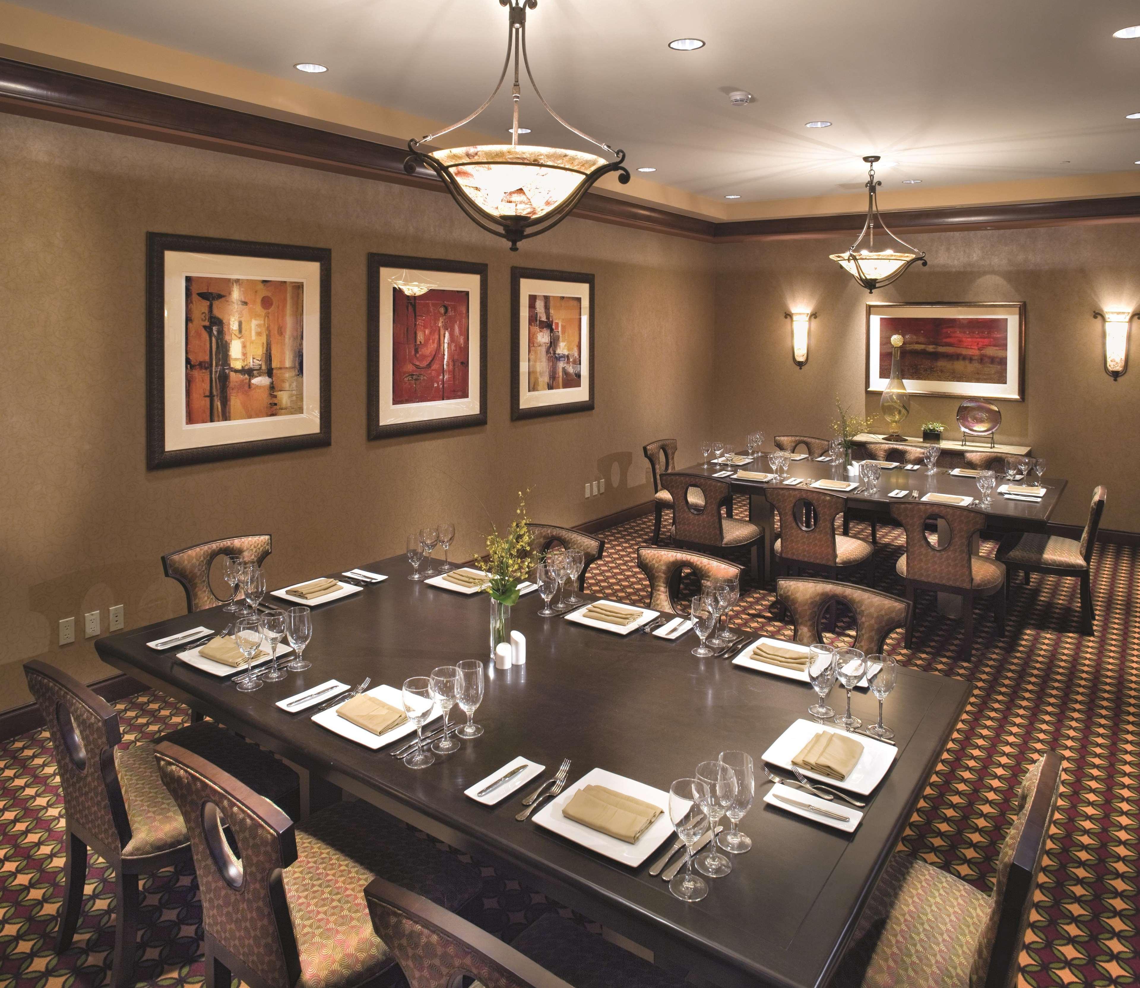 Embassy Suites By Hilton Norman Hotel & Conference Center מראה חיצוני תמונה
