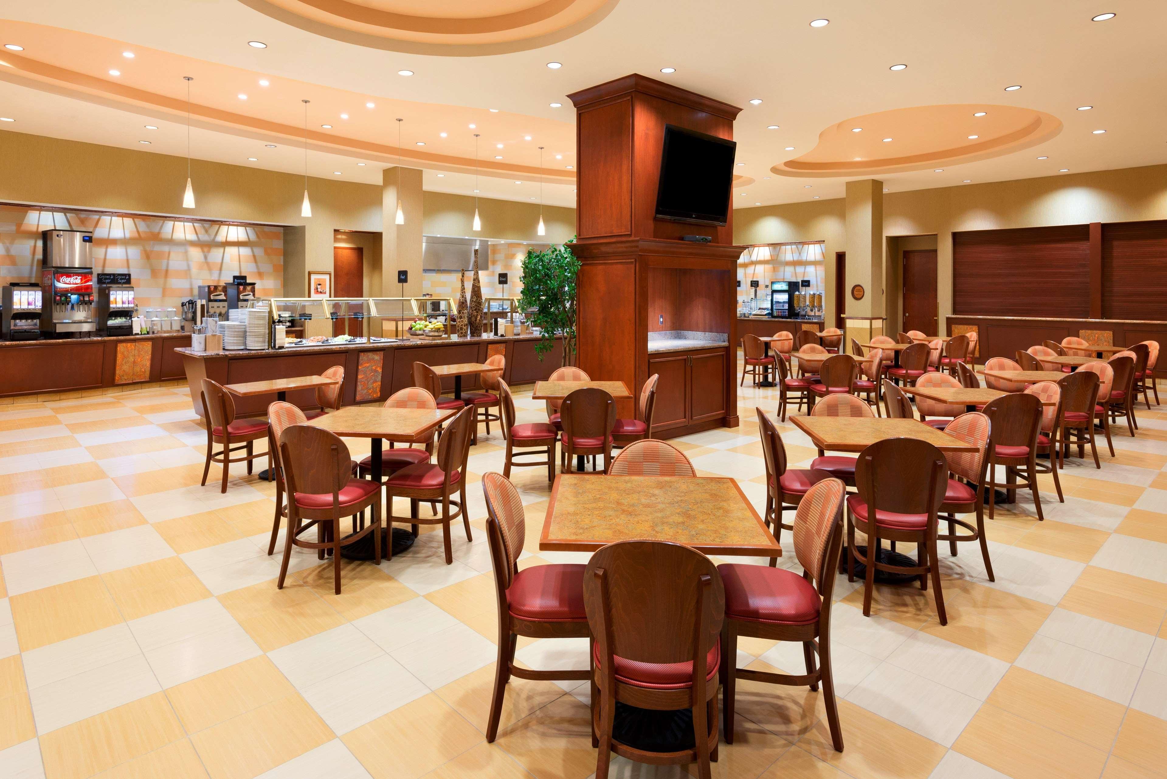Embassy Suites By Hilton Norman Hotel & Conference Center מראה חיצוני תמונה