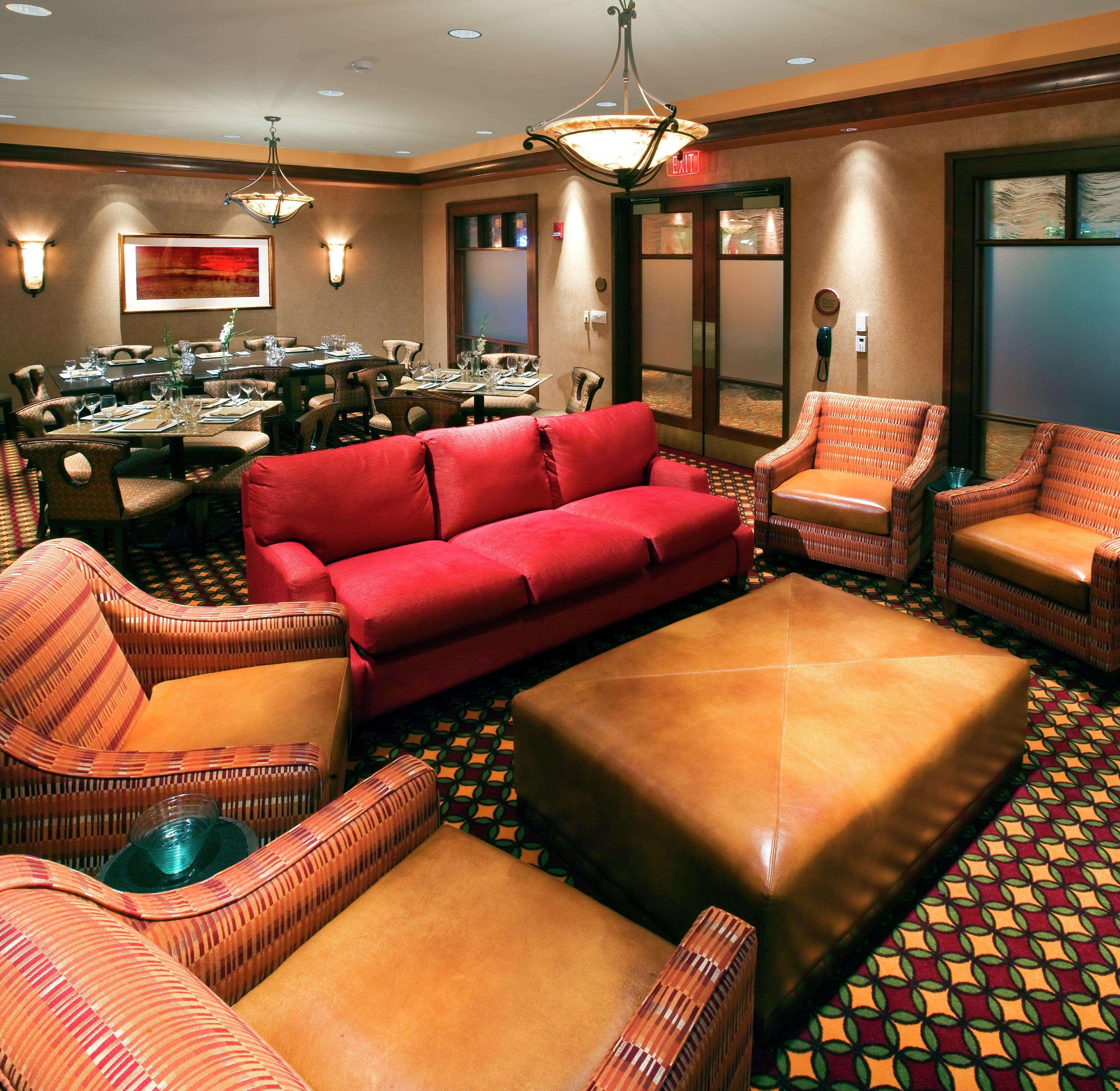 Embassy Suites By Hilton Norman Hotel & Conference Center מראה חיצוני תמונה