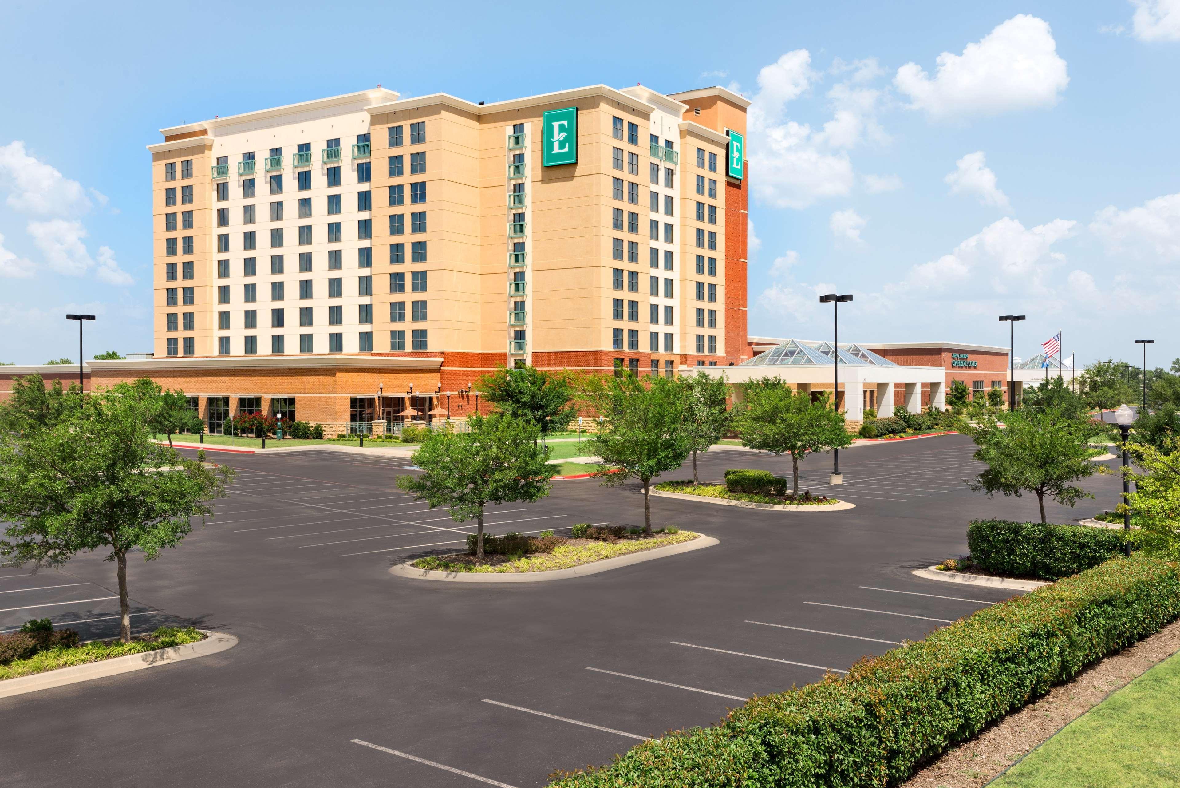 Embassy Suites By Hilton Norman Hotel & Conference Center מראה חיצוני תמונה