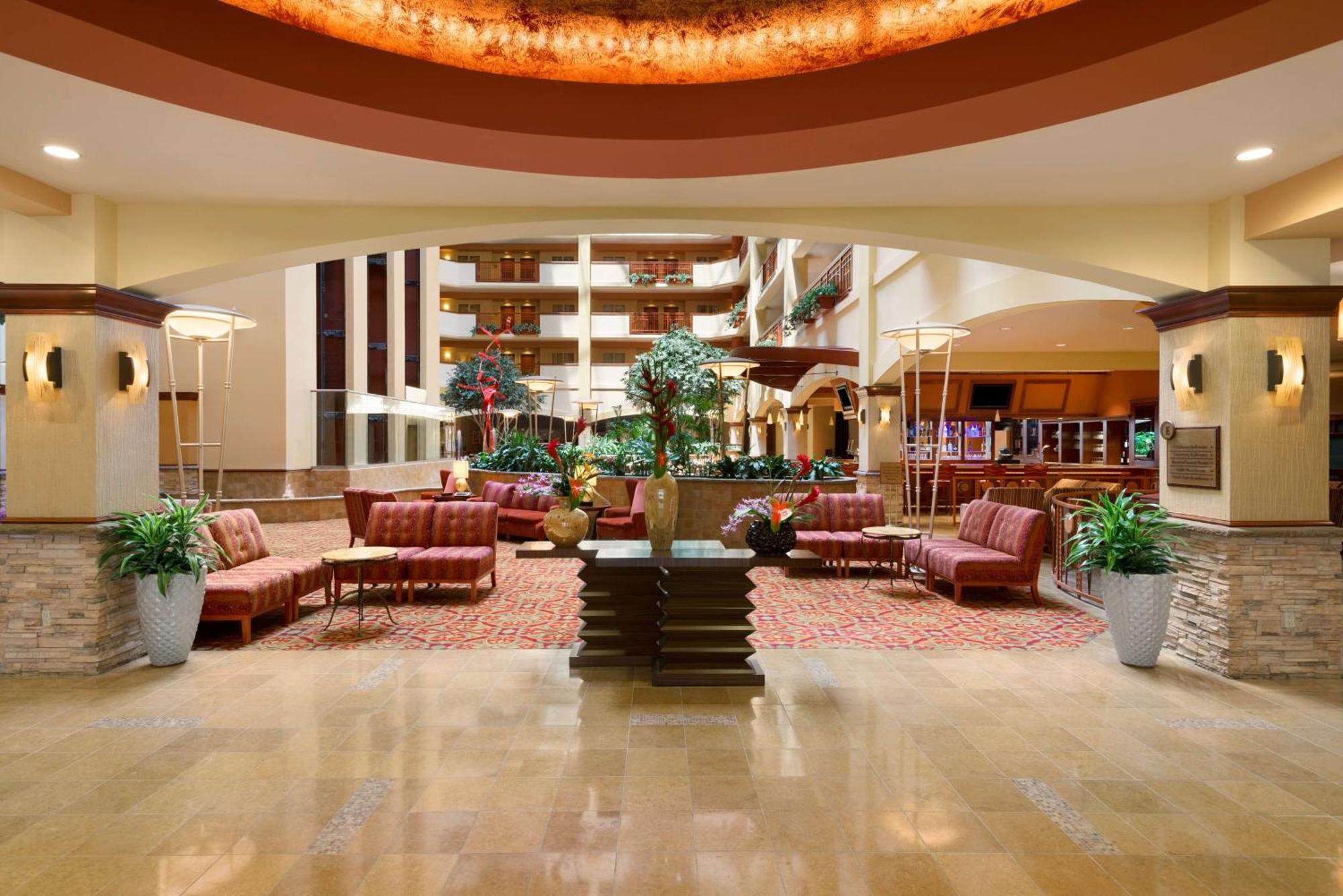 Embassy Suites By Hilton Norman Hotel & Conference Center מראה חיצוני תמונה