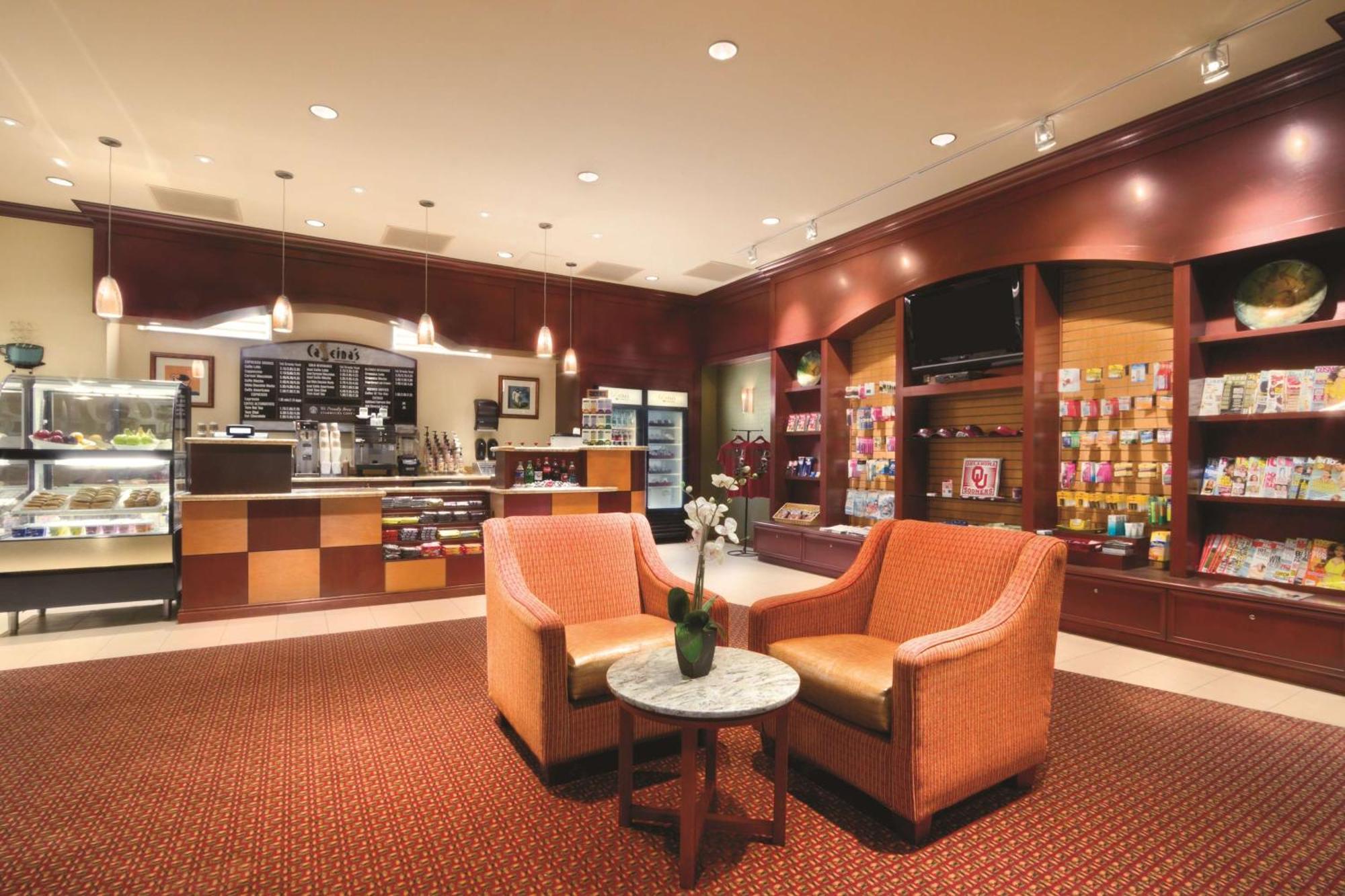 Embassy Suites By Hilton Norman Hotel & Conference Center מראה חיצוני תמונה